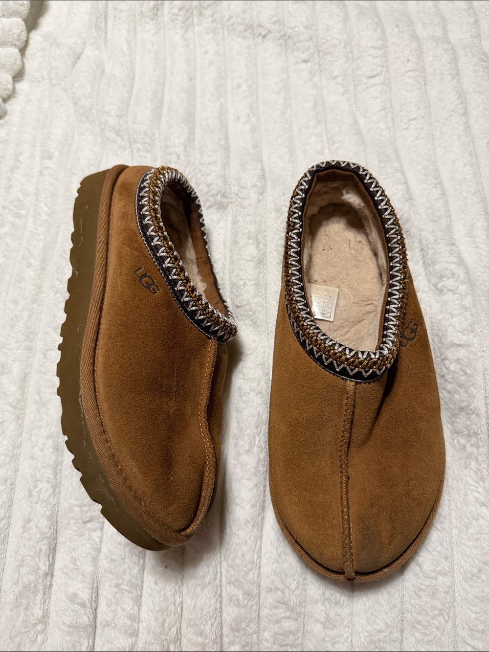 UGG Tasman | Size 7